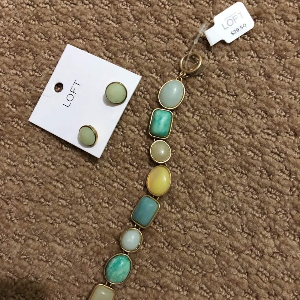 Matching Loft Earrings & Bracelet